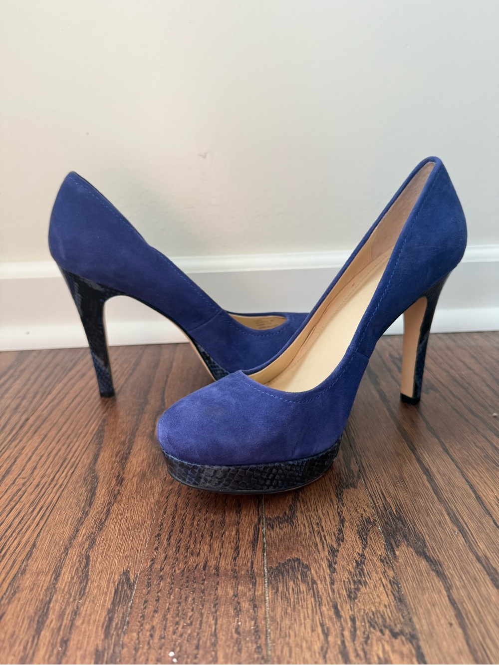 Women's Suede Royal Blue Platform Pump with Snakeskin Pattern
